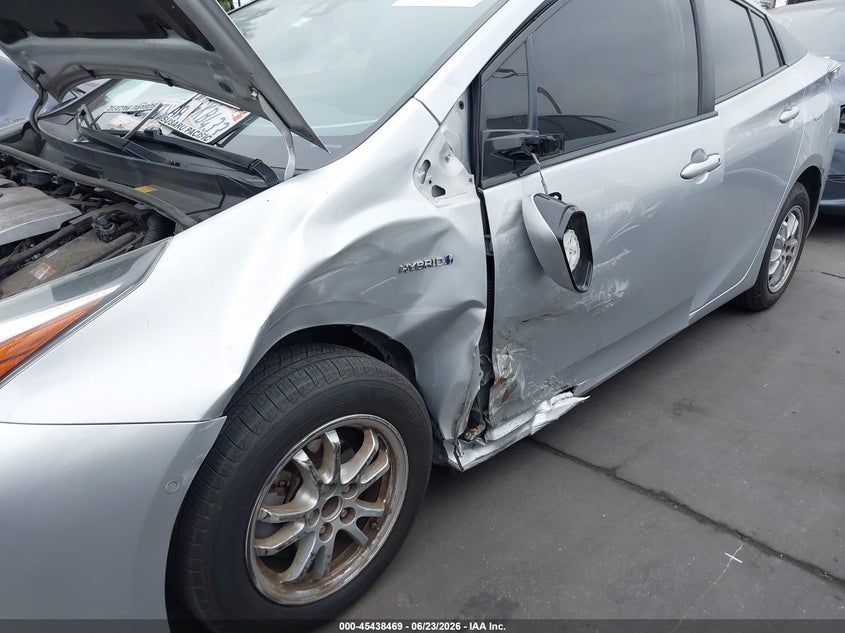 2018 Toyota Prius VIN JTDKBRFUXJ3063852 IAAI salvage auction — LEFT SIDE, Salvage Title, sold $3,200 on 2026-07-15 (photo 6)