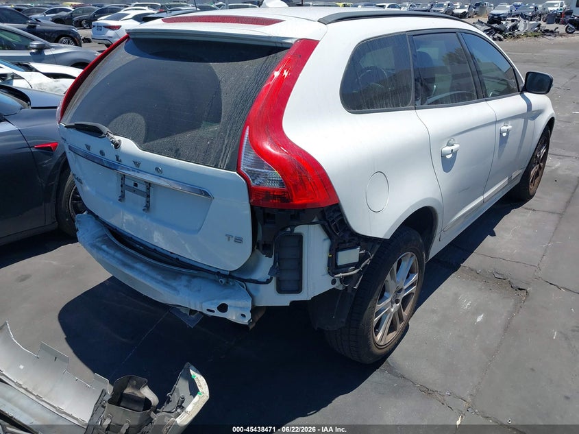 2016 Volvo Xc60 VIN YV440MDJ8G2923477 IAAI salvage auction — REAR END, Wait Title, sold $1,400 on 2026-08-19 (photo 4)