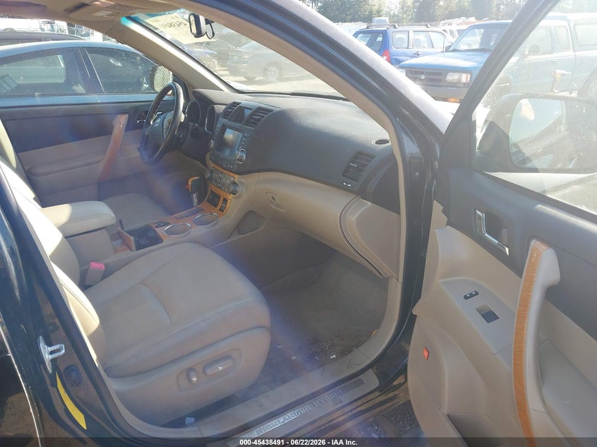 2008 Toyota Highlander hybrid VIN JTEEW44A082024096 IAAI salvage auction — NORMAL WEAR, Clear (Washington), sold $1,525 on 2026-07-15 (photo 5)