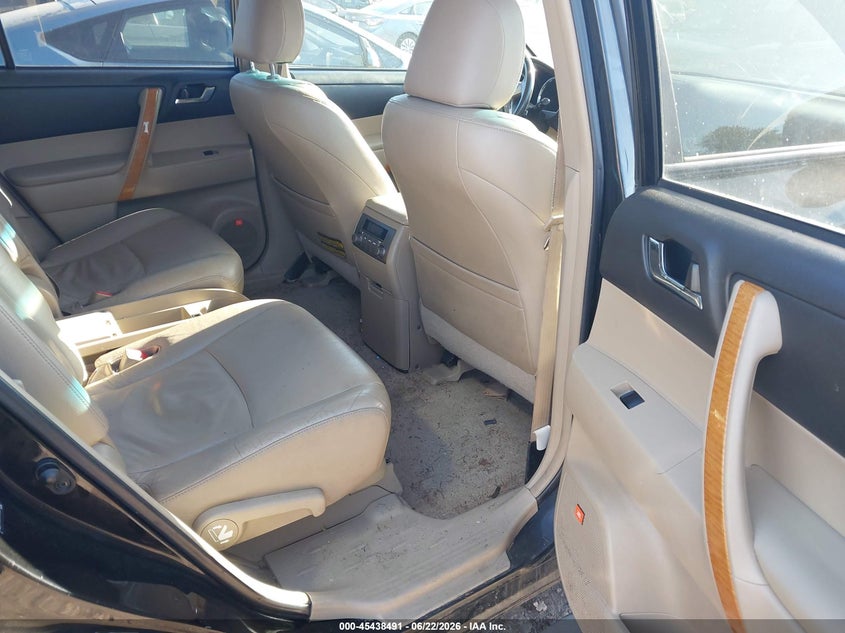 2008 Toyota Highlander hybrid VIN JTEEW44A082024096 IAAI salvage auction — NORMAL WEAR, Clear (Washington), sold $1,525 on 2026-07-15 (photo 8)