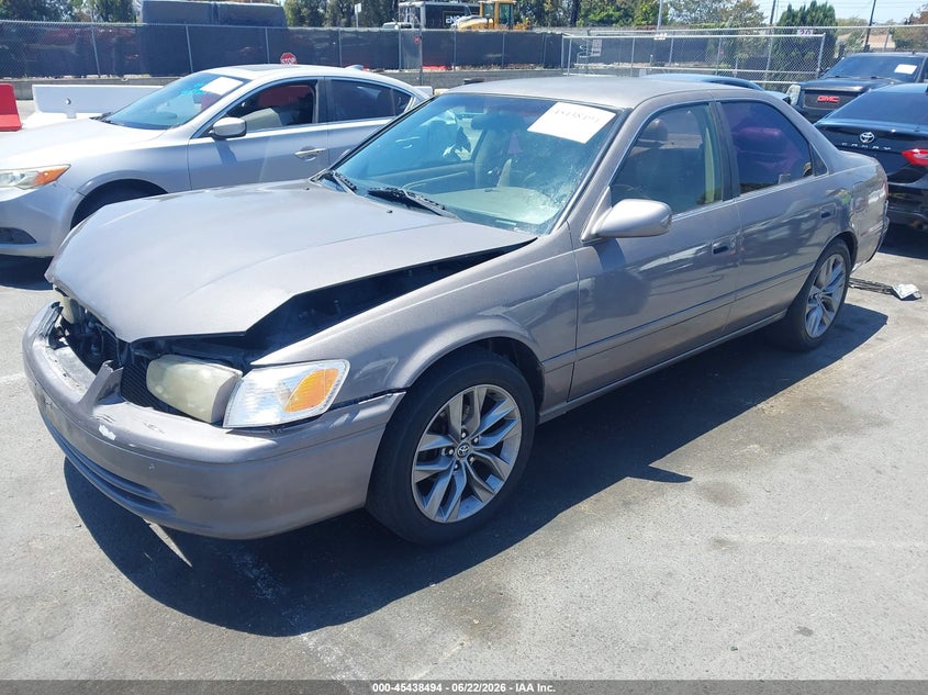2000 Toyota Camry VIN JT2BG22K7Y0515712 IAAI salvage auction — FRONT END, Salvage (California), sold $500 on 2026-07-16 (photo 2)