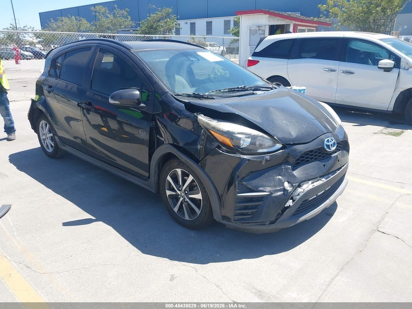 2018 Toyota Prius c VIN JTDKDTB38J1615137 IAAI salvage auction — FRONT & REAR, Salvage (California), sold $1,550 on 2026-07-29 (photo 1)