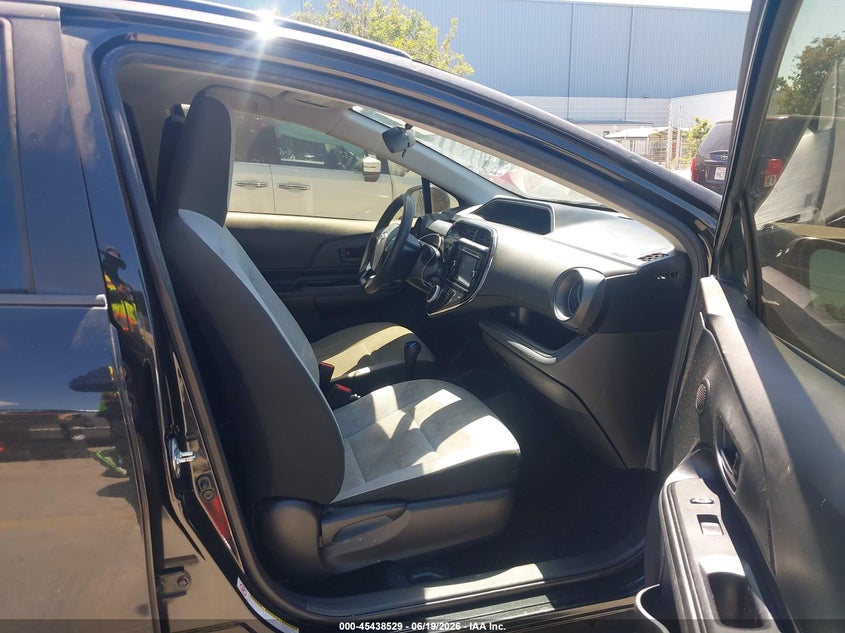 2018 Toyota Prius c VIN JTDKDTB38J1615137 IAAI salvage auction — FRONT & REAR, Salvage (California), sold $1,550 on 2026-07-29 (photo 5)