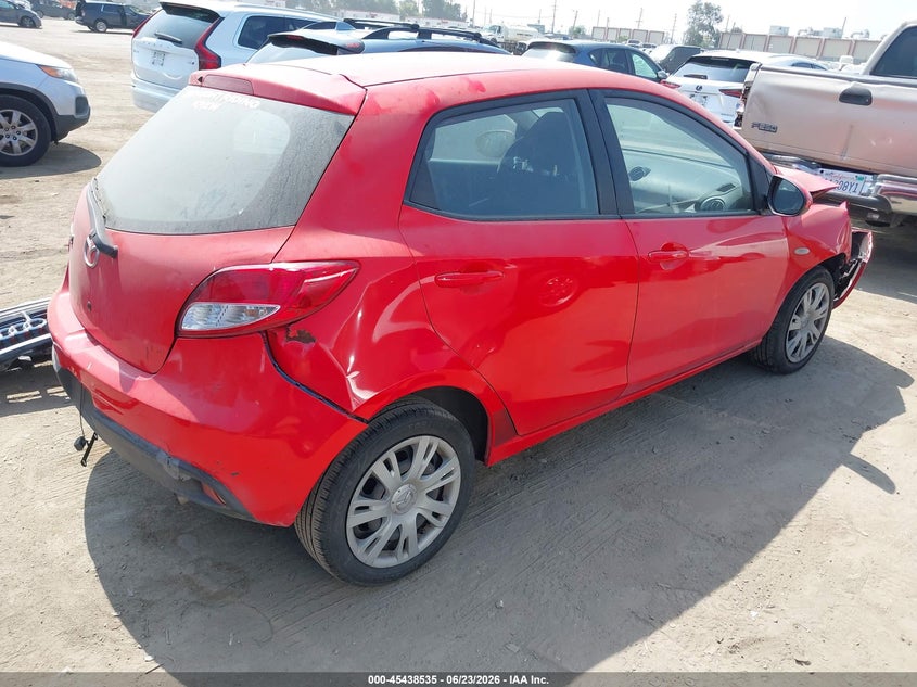 2011 Mazda 2 VIN JM1DE1HZ8B0117193 IAAI salvage auction — NORMAL WEAR, Salvage (California), sold $275 on 2026-07-15 (photo 4)
