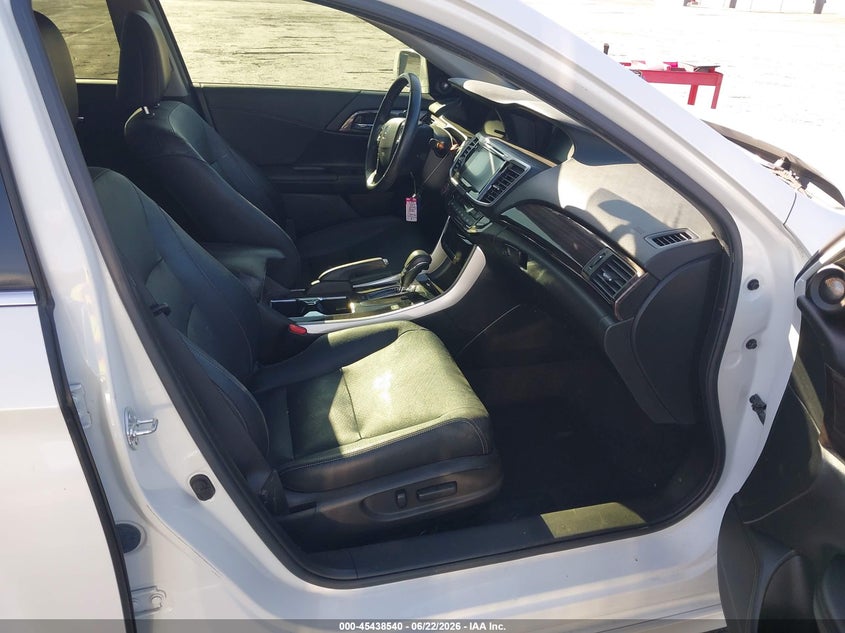 2017 Honda Accord VIN JHMCR6F78HC015266 IAAI salvage auction — FRONT END, Salvage Title, sold $25 on 2026-07-17 (photo 5)