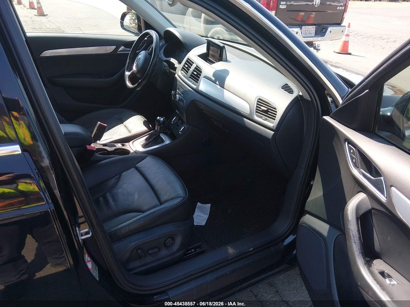 2015 Audi Q3 VIN WA1BFCFS4FR011938 IAAI salvage auction — UNKNOWN, Salvage (California), sold $1,550 on 2026-07-08 (photo 5)