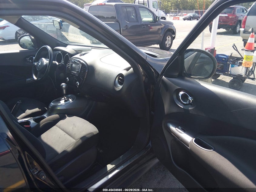 2012 Nissan Juke VIN JN8AF5MV4CT125483 IAAI salvage auction — NORMAL WEAR, Clear (Pennsylvania), sold $300 on 2026-07-29 (photo 5)