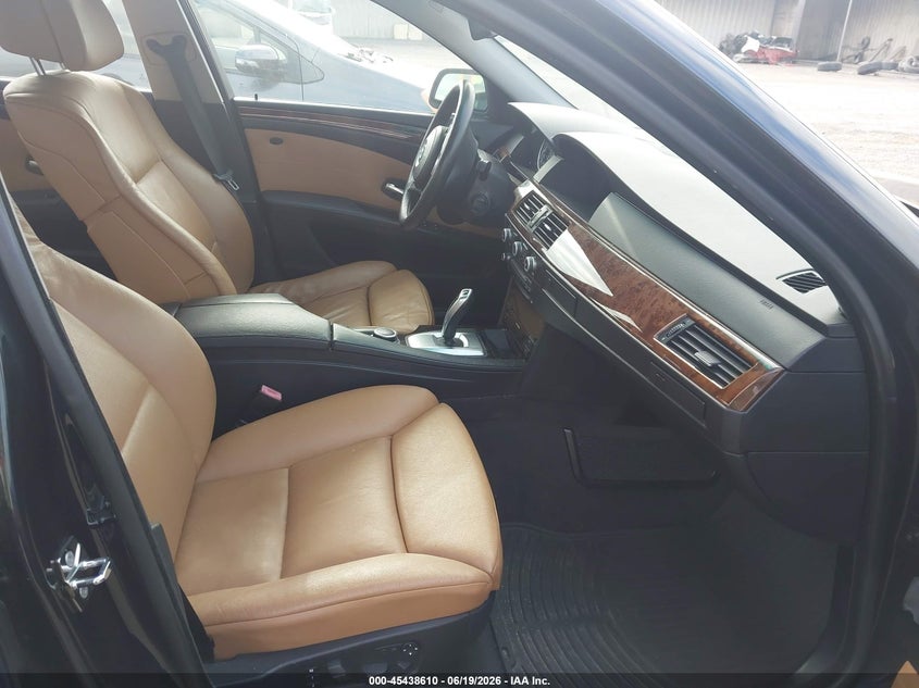 2008 BMW 5 series VIN WBANV93528CZ67672 IAAI salvage auction — NORMAL WEAR, Clear - Dealer Only (California), sold $325 on 2026-07-20 (photo 5)