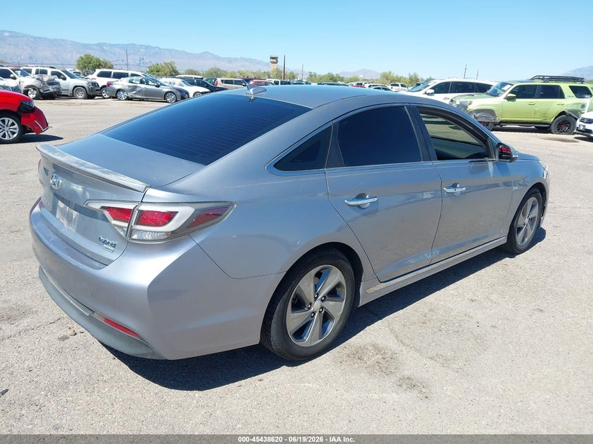 2016 Hyundai Sonata VIN KMHE34L16GA020052 IAAI salvage auction — UNDERCARRIAGE, Salvage Title, sold $325 on 2026-07-23 (photo 4)