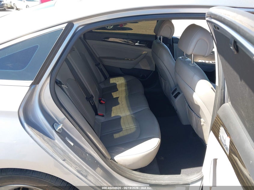 2016 Hyundai Sonata VIN KMHE34L16GA020052 IAAI salvage auction — UNDERCARRIAGE, Salvage Title, sold $325 on 2026-07-23 (photo 8)