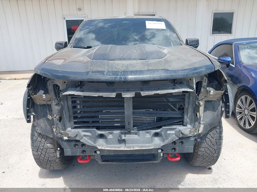 2023 Chevrolet Colorado VIN 1GCPTFEK1P1256056 IAAI salvage auction — WATER/FLOOD, Salvage Title, sold $10,300 on 2026-07-29 (photo 6)