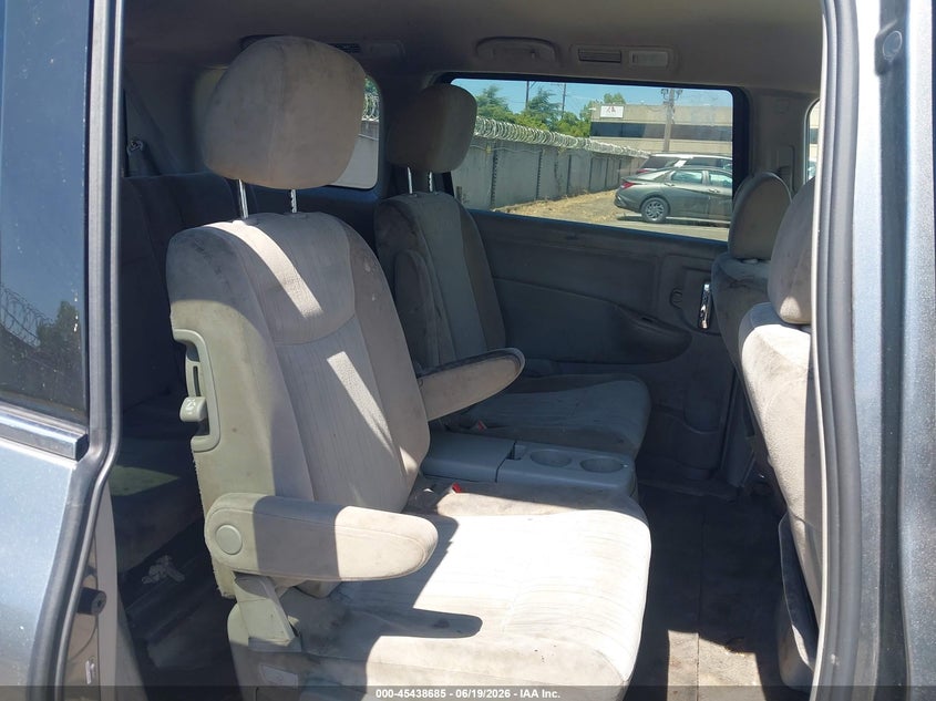 2016 Nissan Quest VIN JN8AE2KP8G9152601 IAAI salvage auction — NORMAL WEAR, Clear - Dealer Only (California), sold $750 on 2026-07-12 (photo 8)