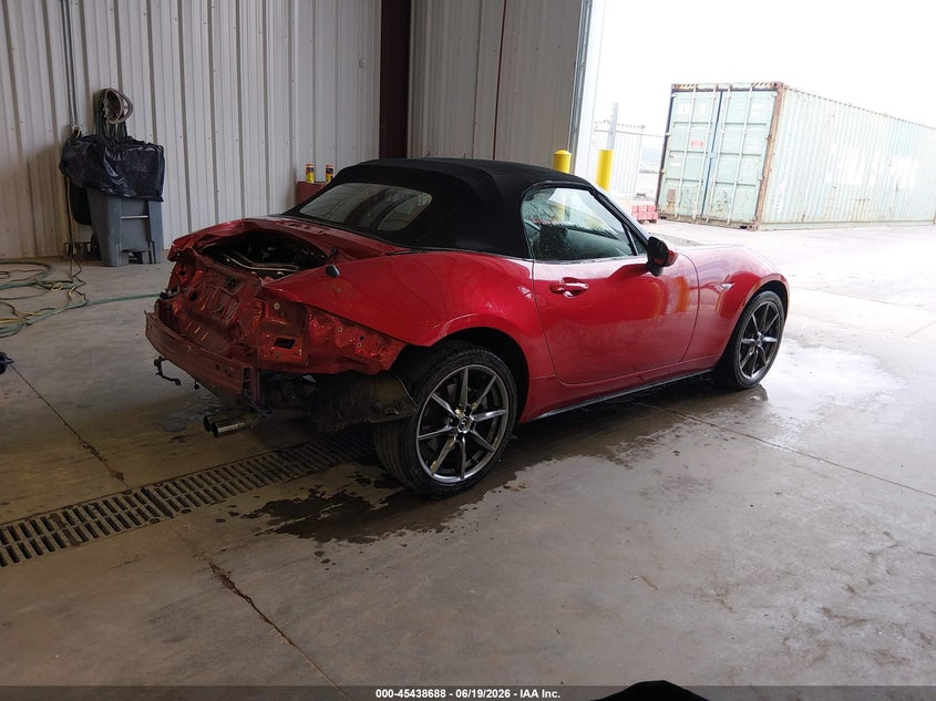 2017 Mazda Mx-5 VIN JM1NDAD7XH0120889 IAAI salvage auction — REAR END, Salvage (Utah), sold $4,600 on 2026-07-13 (photo 4)