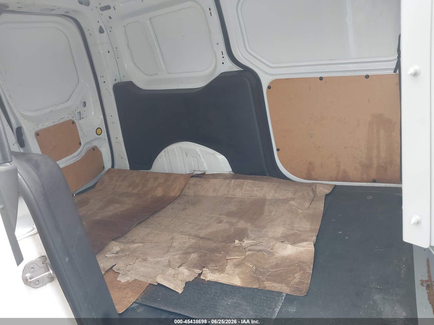 2018 Ford Transit VIN NM0LS7E78J1369719 IAAI salvage auction — FRONT END, Salvage (Kentucky), sold $1,850 on 2026-07-29 (photo 8)