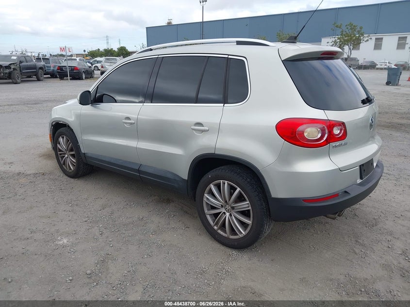 2009 Volkswagen Tiguan VIN WVGAV75N39W514773 IAAI salvage auction — RIGHT REAR, Salvage (California), sold $1,000 on 2026-08-03 (photo 3)