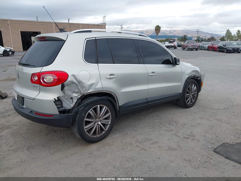 2009 Volkswagen Tiguan VIN WVGAV75N39W514773 IAAI salvage auction — RIGHT REAR, Salvage (California), sold $1,000 on 2026-08-03 (photo 4)