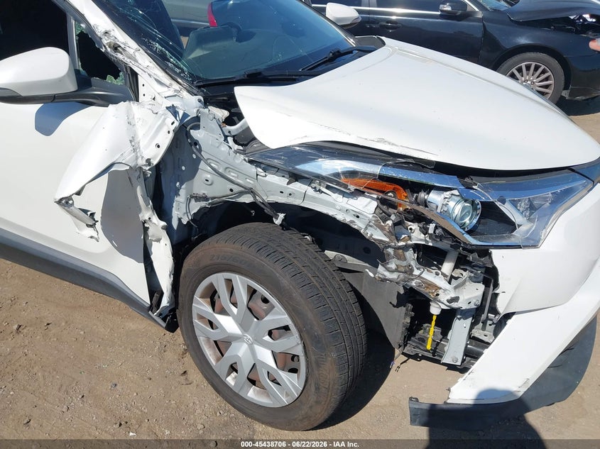 2019 Toyota C-hr VIN JTNKHMBX7K1042192 IAAI salvage auction — RIGHT FRONT, Salvage (California), sold $5,850 on 2026-07-13 (photo 6)