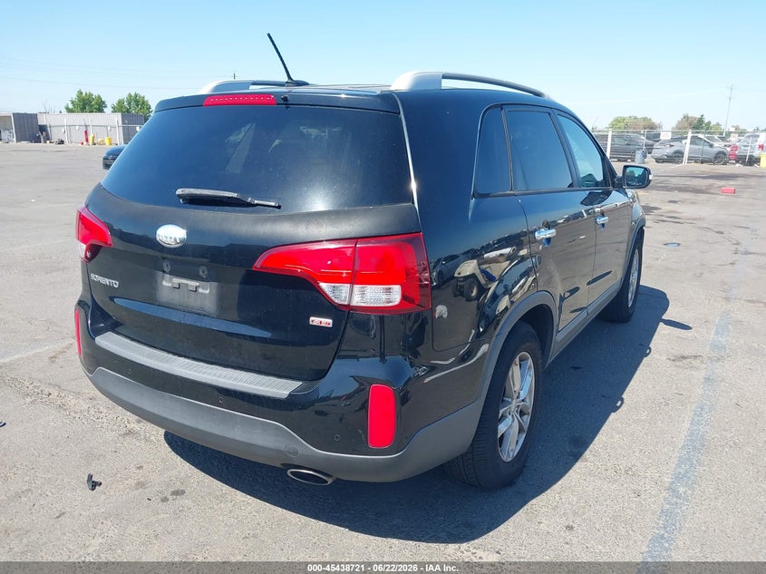 2014 Kia Sorento VIN 5XYKT3A62EG441134 IAAI salvage auction — FRONT END, Salvage (California), sold $1,350 on 2026-07-22 (photo 4)