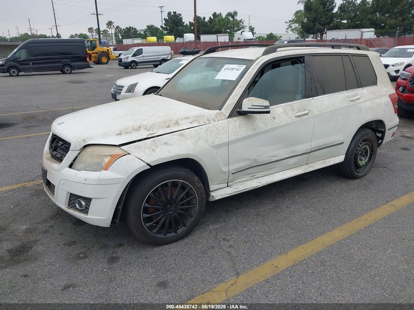 2010 Mercedes-benz Glk-class VIN WDCGG8HB6AF327851 IAAI salvage auction — NORMAL WEAR, Clear - Dealer Only (California), sold $950 on 2026-07-28 (photo 2)