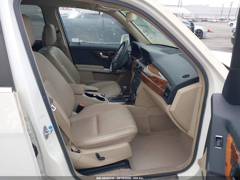 2010 Mercedes-benz Glk-class VIN WDCGG8HB6AF327851 IAAI salvage auction — NORMAL WEAR, Clear - Dealer Only (California), sold $950 on 2026-07-28 (photo 5)