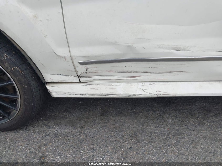 2010 Mercedes-benz Glk-class VIN WDCGG8HB6AF327851 IAAI salvage auction — NORMAL WEAR, Clear - Dealer Only (California), sold $950 on 2026-07-28 (photo 6)