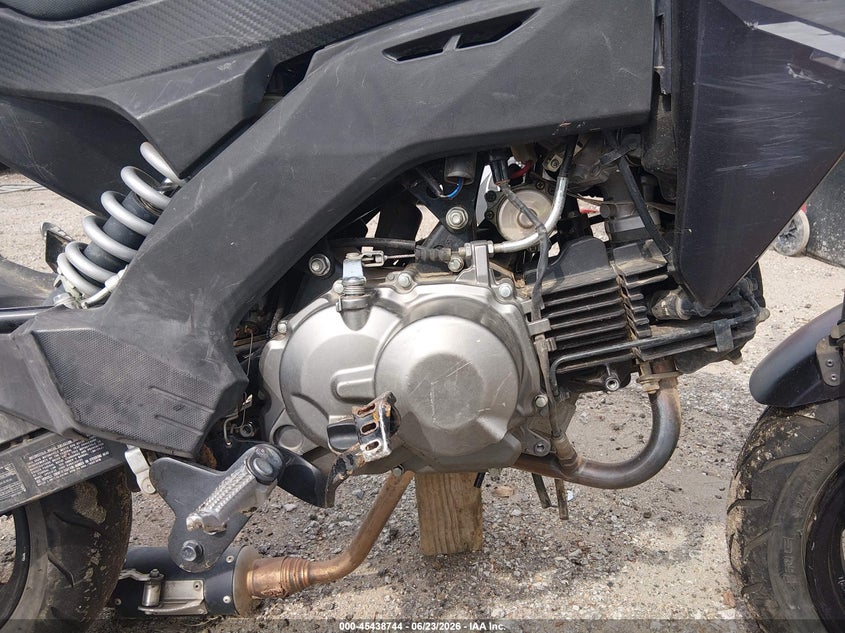 2020 Kawasaki VIN JKABRRJ14LDA17002 IAAI salvage auction — FRONT END, Salvage (Kansas), sold $25 on 2026-07-22 (photo 8)