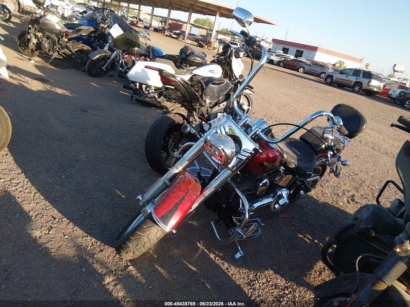 2008 Harley-davidson Flstf VIN 1HD1BX5118Y021394 IAAI salvage auction — LEFT & RIGHT, Salvage (Arizona), sold $1,800 on 2026-07-08 (photo 2)