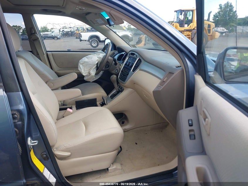 2005 Toyota Highlander VIN JTEEP21A350090588 IAAI salvage auction — FRONT END, Clear (Virginia), sold $450 on 2026-07-28 (photo 5)