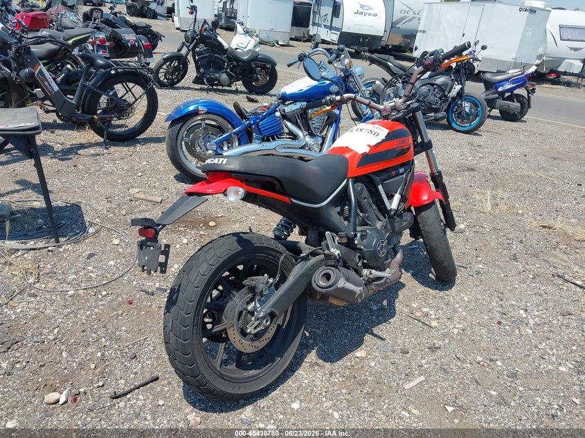 2016 Ducati Scrambler VIN ML015AXG5GT000079 IAAI salvage auction — RIGHT SIDE, Salvage (Utah), sold $600 on 2026-08-25 (photo 4)