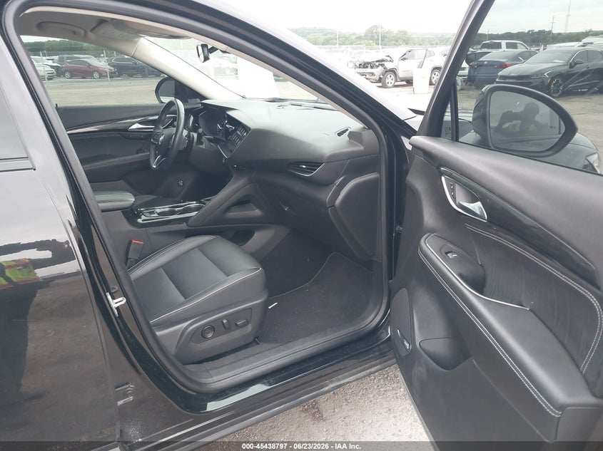 2021 Buick Envision VIN LRBFZNR48MD055649 IAAI salvage auction — HAIL, Salvage (Oklahoma), sold $3,100 on 2026-07-28 (photo 5)