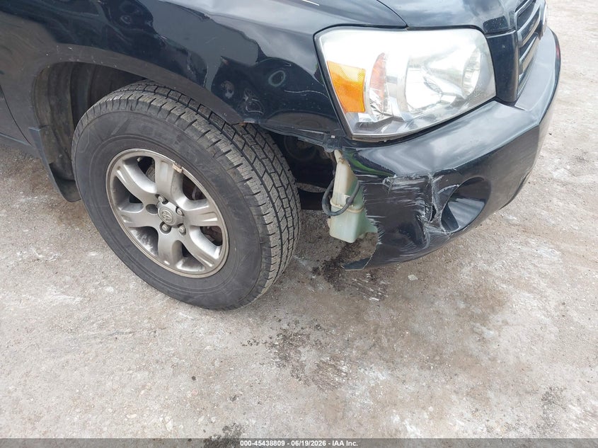 2004 Toyota Highlander VIN JTEGP21A440039365 IAAI salvage auction — NORMAL WEAR, Clear - Public Restricted (Oklahoma), sold $725 on 2026-07-15 (photo 6)