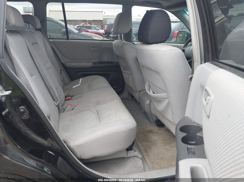 2004 Toyota Highlander VIN JTEGP21A440039365 IAAI salvage auction — NORMAL WEAR, Clear - Public Restricted (Oklahoma), sold $725 on 2026-07-15 (photo 8)