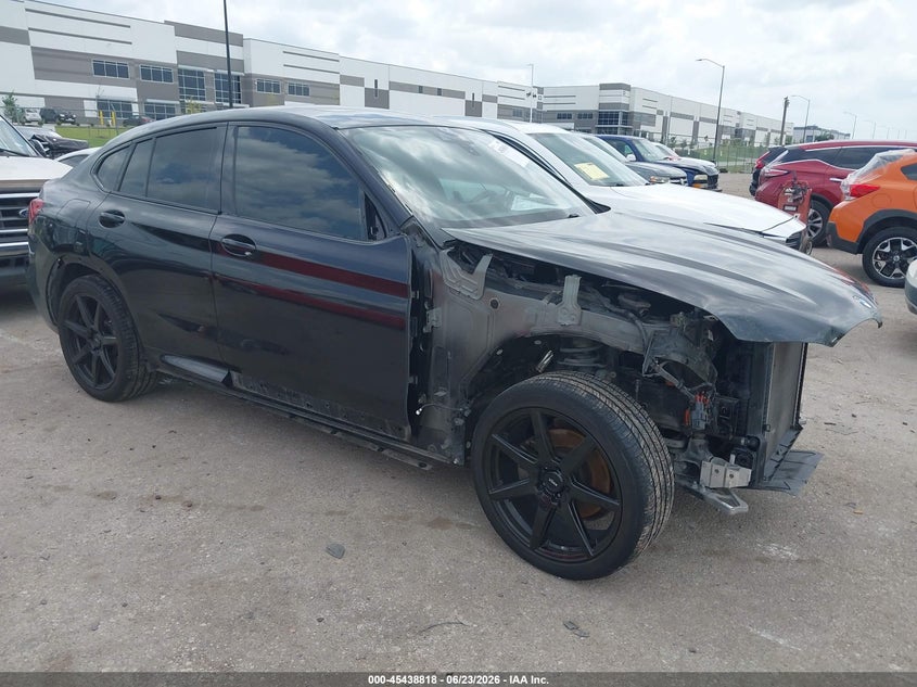 2019 BMW X4 VIN 5UXUJ3C58KLG53301 — IAAI salvage auction photo