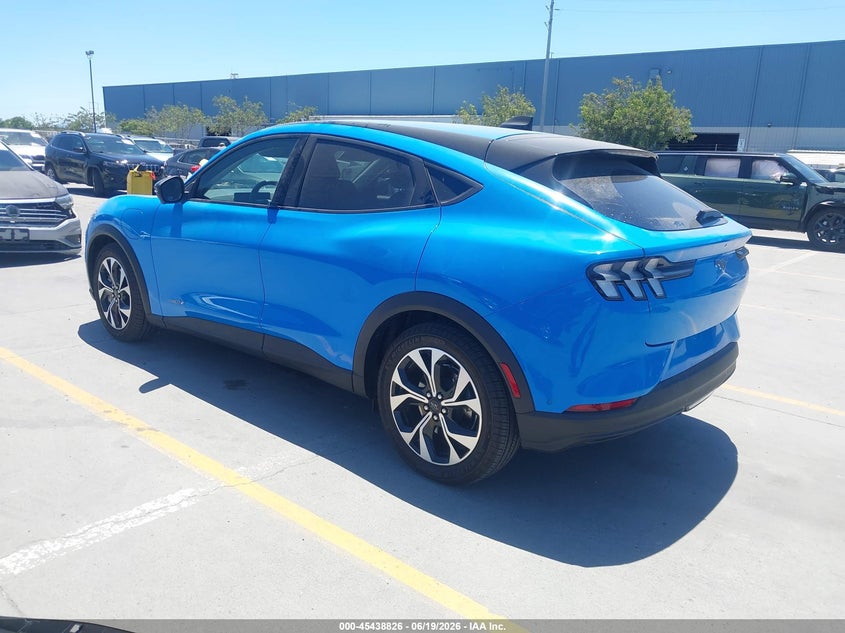 2024 Ford Mustang mach-e VIN 3FMTK1R43RMA15858 IAAI salvage auction — RIGHT SIDE, Salvage (California), sold $9,200 on 2026-07-20 (photo 3)