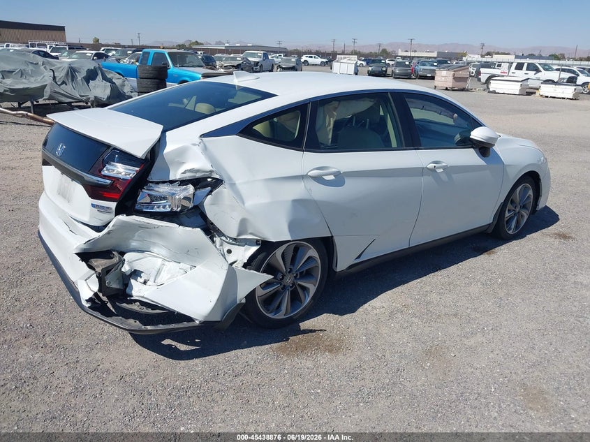 2018 Honda Clarity VIN JHMZC5F31JC024240 IAAI salvage auction — REAR END, Salvage Title, sold $1,350 on 2026-07-30 (photo 4)