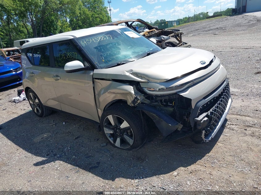 2020 Kia Soul VIN KNDJ33AU6L7123473 IAAI salvage auction — RIGHT FRONT, Salvage Title, sold $2,150 on 2026-07-22 (photo 1)