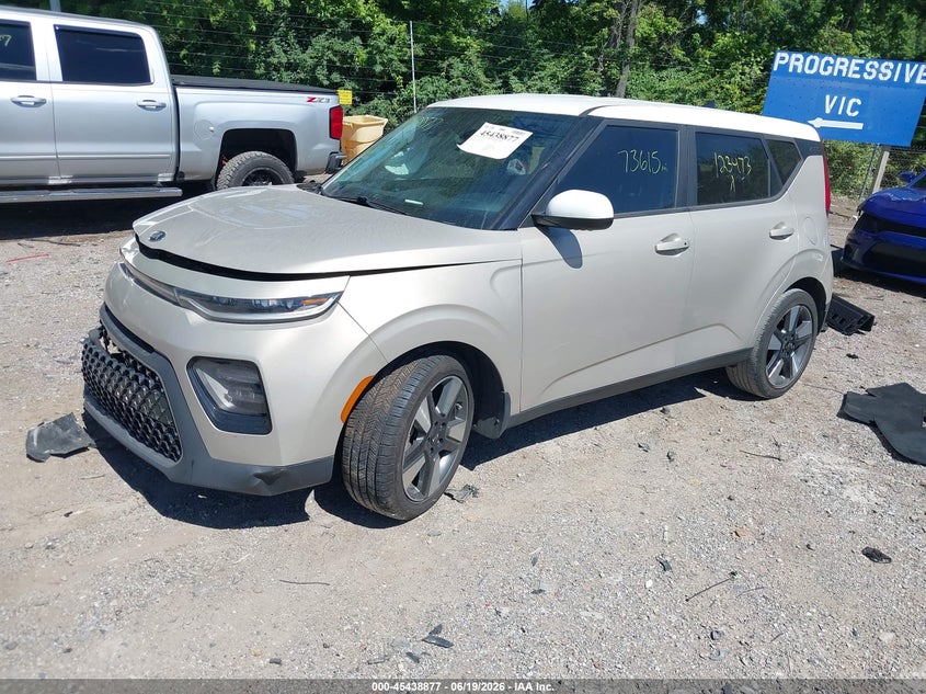 2020 Kia Soul VIN KNDJ33AU6L7123473 IAAI salvage auction — RIGHT FRONT, Salvage Title, sold $2,150 on 2026-07-22 (photo 2)