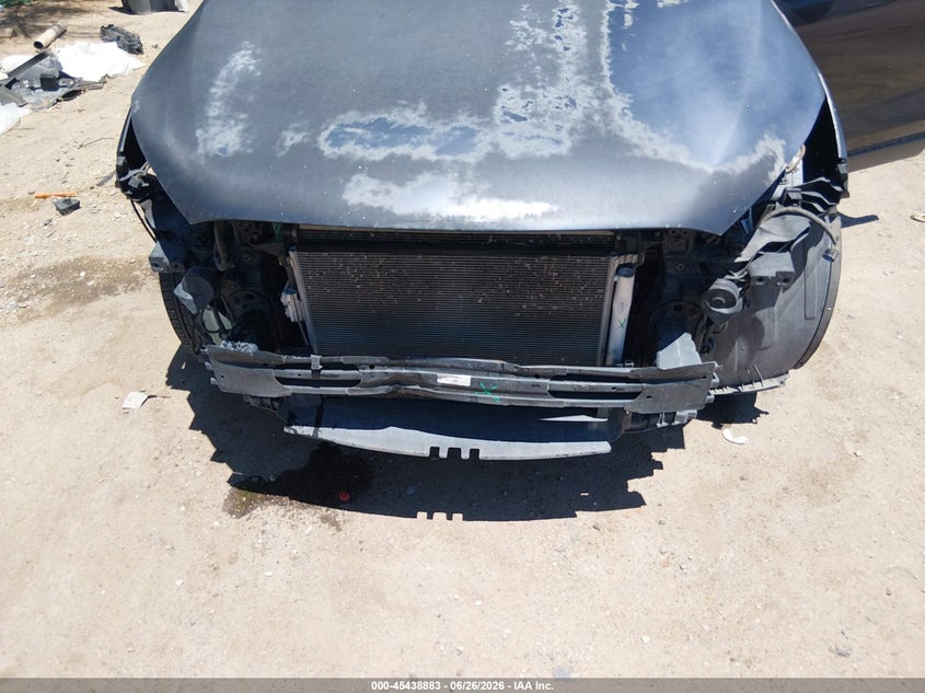 2017 Kia Sorento VIN 5XYPGDA52HG331342 IAAI salvage auction — FRONT & REAR, Salvage (Arizona), sold $1,950 on 2026-07-30 (photo 6)