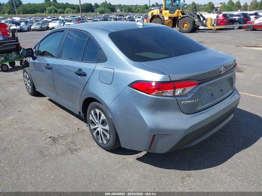 2020 Toyota Corolla VIN JTDEBRBE6LJ024962 IAAI salvage auction — FRONT END, Salvage (Oregon), sold $3,900 on 2026-08-16 (photo 3)