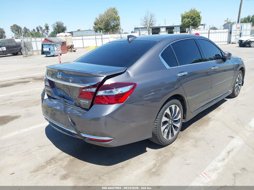 2017 Honda Accord VIN JHMCR6F71HC001984 IAAI salvage auction — REAR END, Salvage Title, sold $5,300 on 2026-07-22 (photo 4)