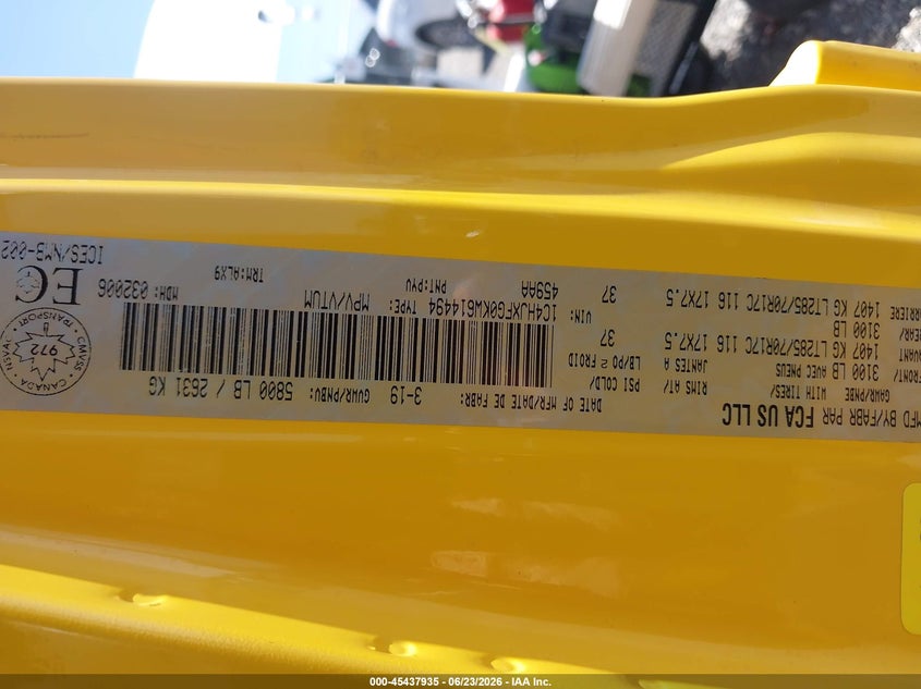 2019 Jeep Wrangler / VIN 1C4HJXFG0KW614494 IAAI salvage auction — FRONT END, Salvage Title, sold $13,100 on 2026-08-01 (photo 9)