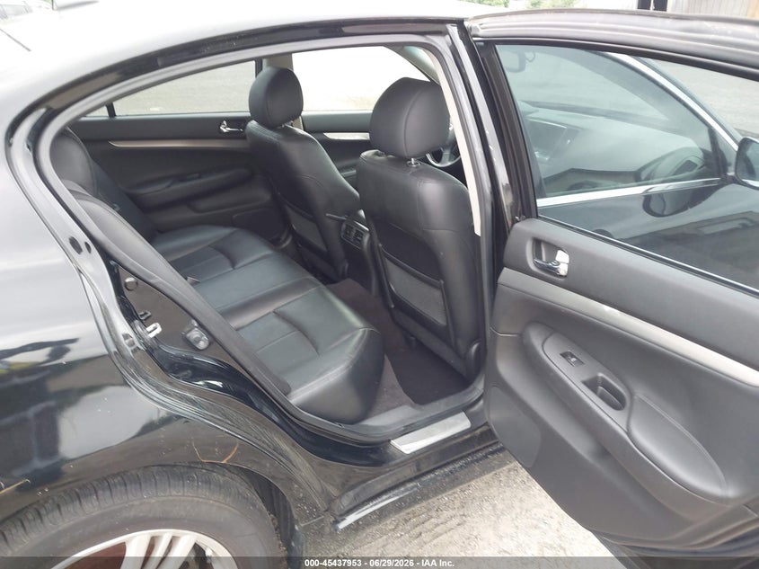 2011 Infiniti G VIN JN1CV6AR6BM405633 IAAI salvage auction — WATER/FLOOD, Clear (Virginia), sold $900 on 2026-07-29 (photo 8)