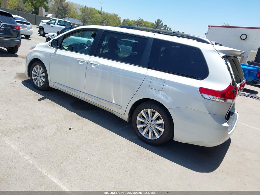2013 Toyota Sienna VIN 5TDYK3DC6DS372979 IAAI salvage auction — REAR END, Salvage (California), sold $4,650 on 2026-07-13 (photo 3)