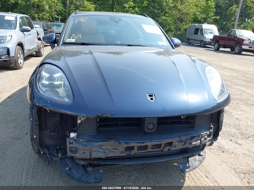 2019 Porsche Macan VIN WP1AA2A57KLB06808 IAAI salvage auction — FRONT END, Salvage Title, sold $18,450 on 2026-08-19 (photo 6)