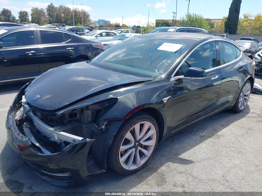 2024 Tesla Model y VIN 7SAYGDED3RF103416 IAAI salvage auction — SIDE, Salvage (California), sold $9,200 on 2026-07-10 (photo 2)
