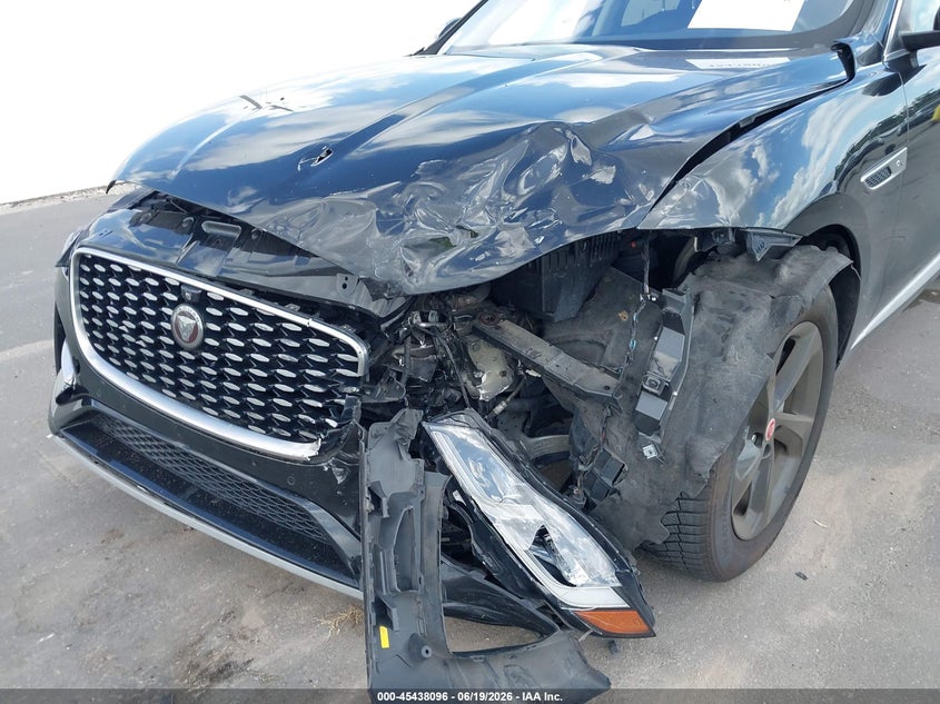 2021 Jaguar F-pace VIN SADCK2EX0MA674162 IAAI salvage auction — FRONT END, Salvage Title, sold $3,050 on 2026-07-29 (photo 6)