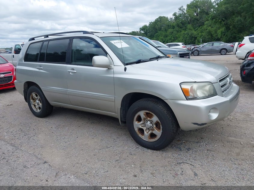 2006 Toyota Highlander VIN JTEHD21A660041795 IAAI salvage auction — NORMAL WEAR, Clear (Kansas), sold $725 on 2026-07-29 (photo 1)