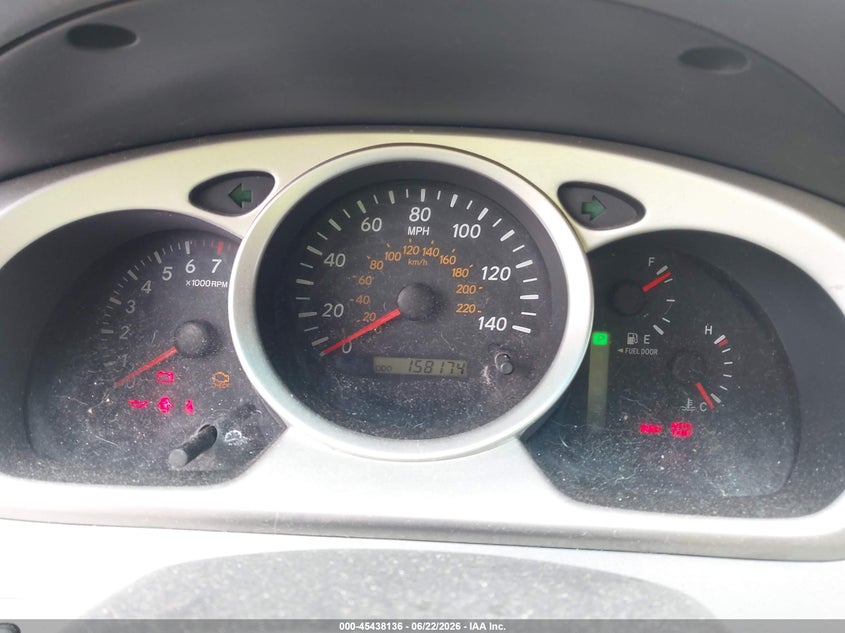 2006 Toyota Highlander VIN JTEHD21A660041795 IAAI salvage auction — NORMAL WEAR, Clear (Kansas), sold $725 on 2026-07-29 (photo 7)