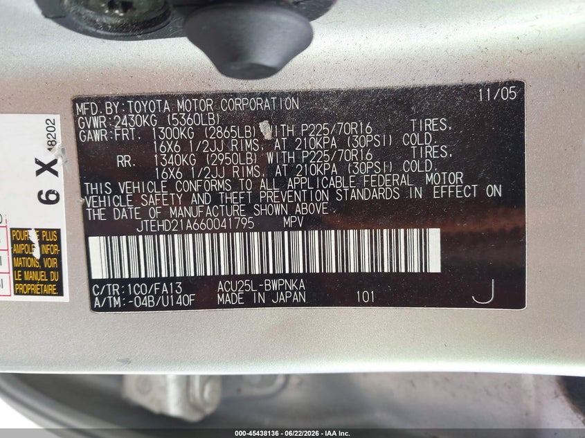 2006 Toyota Highlander VIN JTEHD21A660041795 IAAI salvage auction — NORMAL WEAR, Clear (Kansas), sold $725 on 2026-07-29 (photo 9)