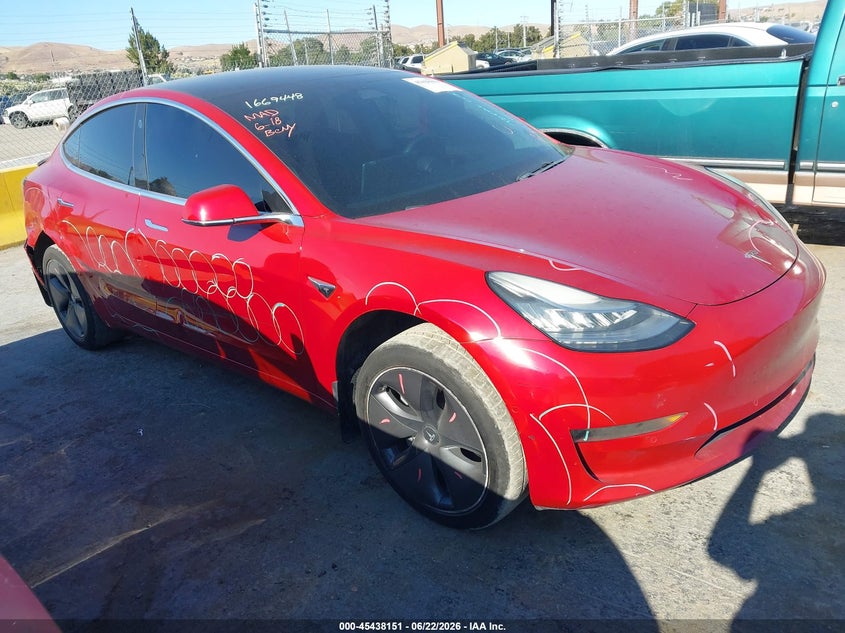 2019 Tesla Model 3 VIN 5YJ3E1EA9KF396536 IAAI salvage auction — SIDE, Salvage (California), sold $6,950 on 2026-07-16 (photo 1)